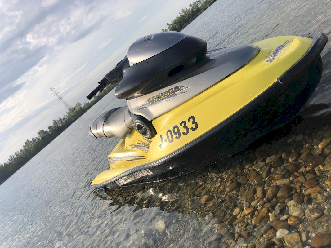 Jet Ski Calippo aut buszokCalippo aut buszok